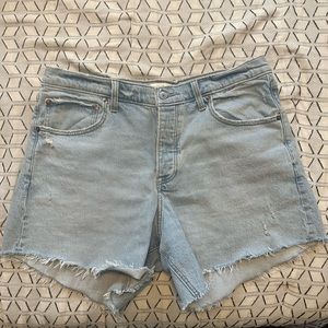 Abercrombie and Fitch 90s baggy low rise shorts